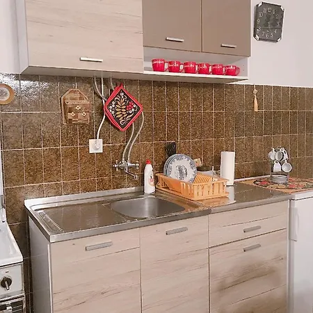 Marija Kwatera prywatna *